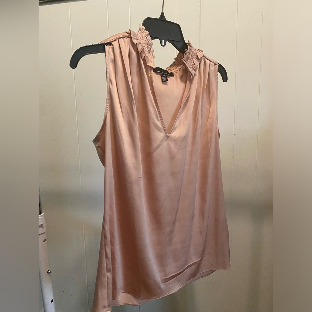 Like New Whbm Light Pink Sleeveless Blouse Size Medium. 100% Polyester